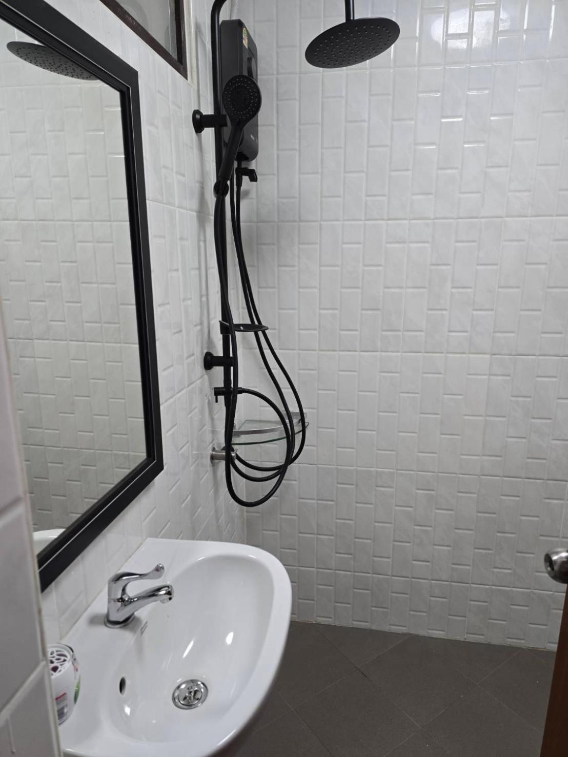 Marin House Pattaya Apartment Екстериор снимка
