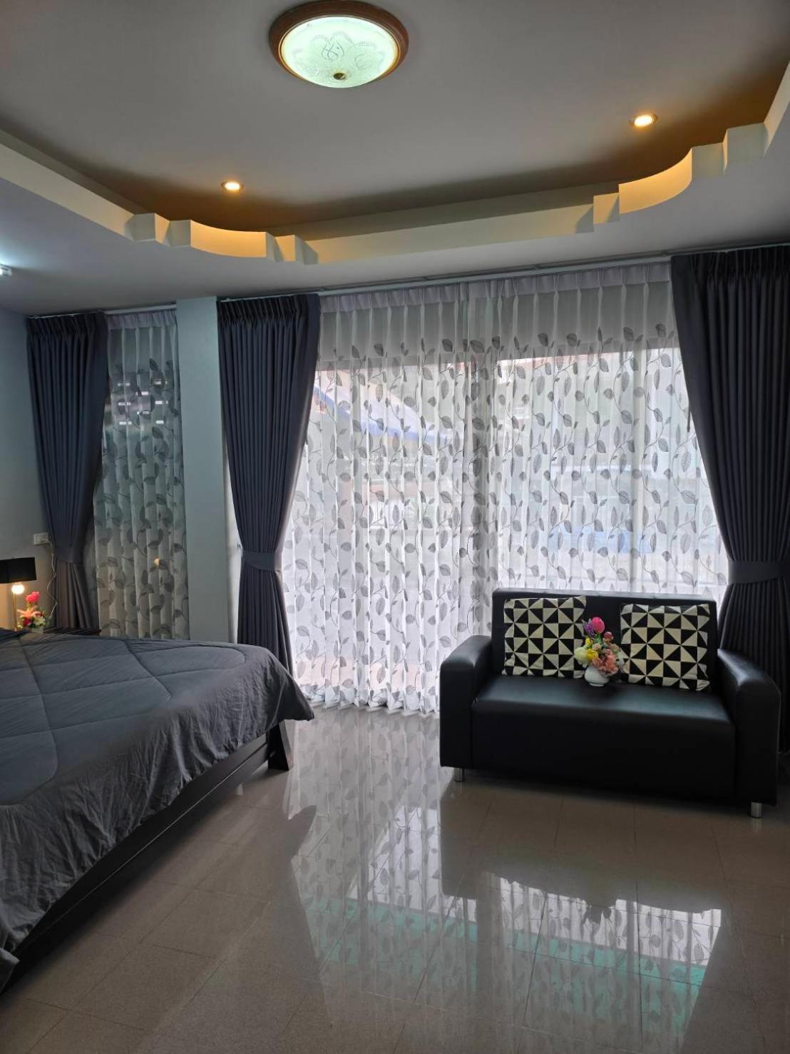 Marin House Pattaya Apartment Екстериор снимка