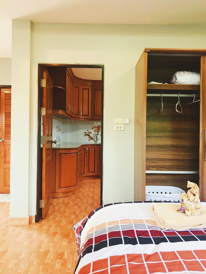 Marin House Pattaya Apartment Екстериор снимка