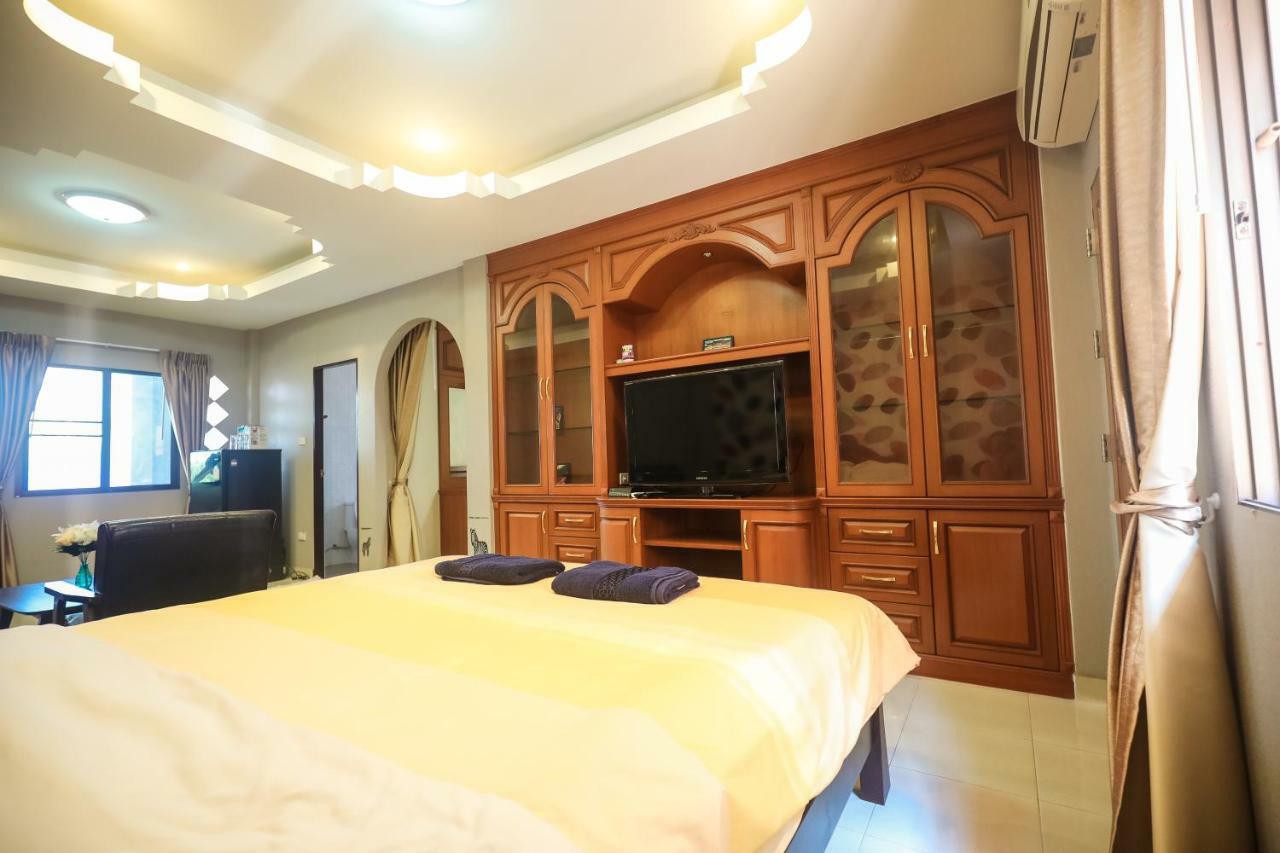 Marin House Pattaya Apartment Екстериор снимка